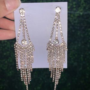 Evening earringsA special occasion earrings